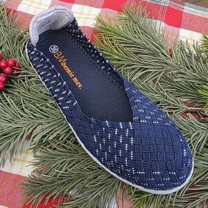 bernie mev. Girl's Catwalk Flats in Navy/Silver